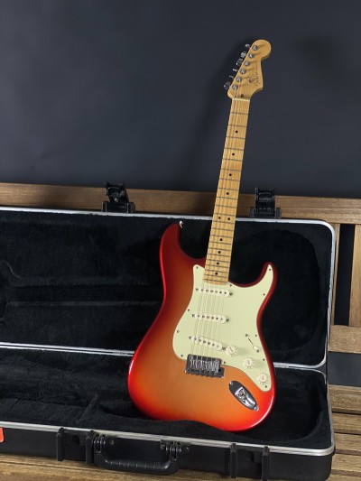 Fender American Deluxe Stratocaster Sunset Metallic